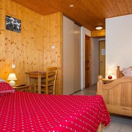D'hote La Petite Bergerie Bed & Breakfast *